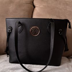 Woman’s Tote Bag