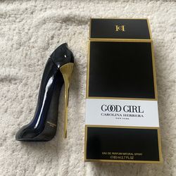 Good girl Carolina Herrera
