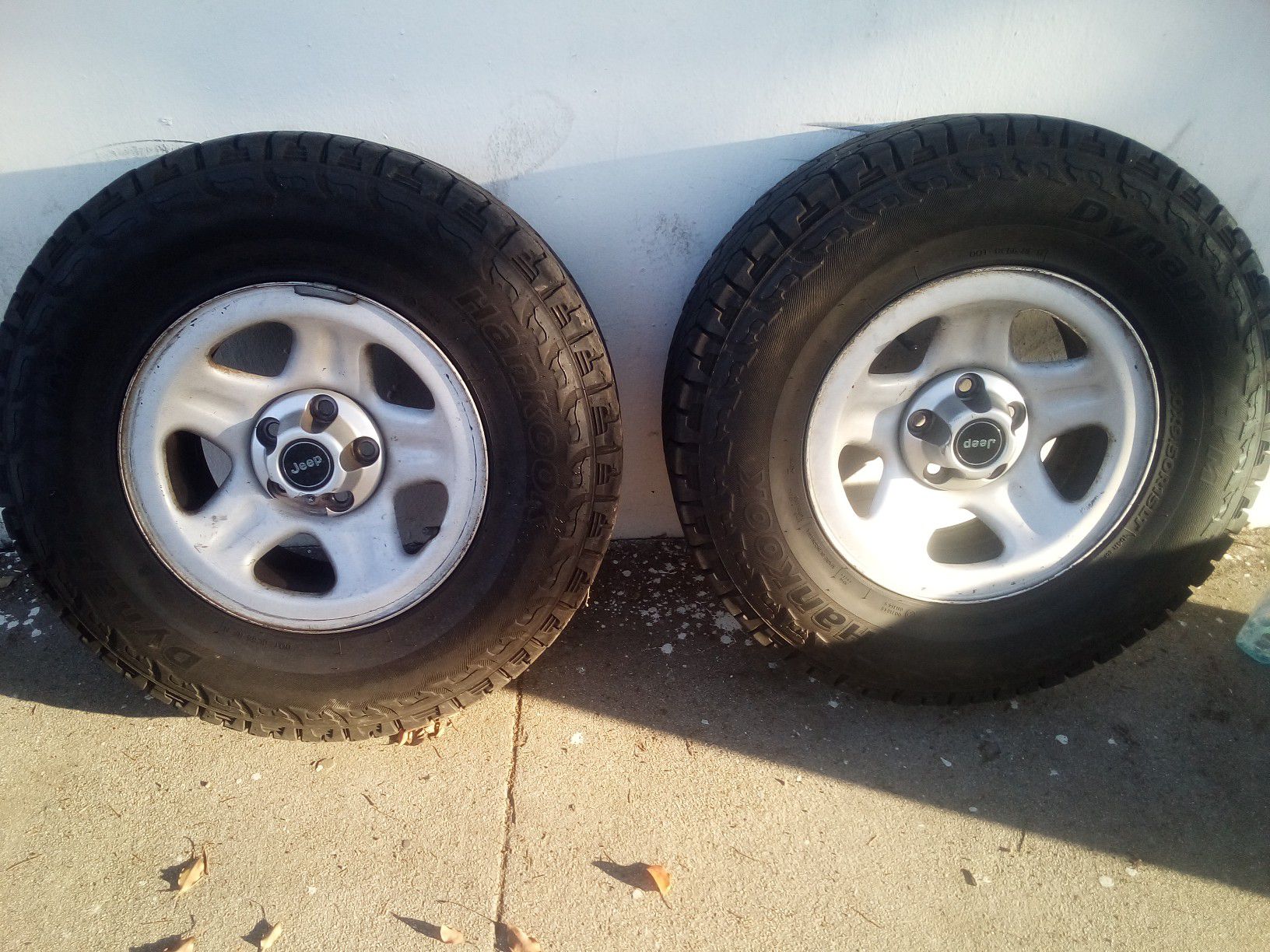Jeep 4 Tires And Rim 30×9.50R15LT