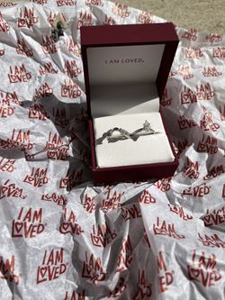 Engagement Ring/ Wedding Band