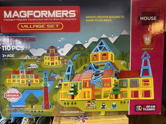 magformers village set (110 piece)