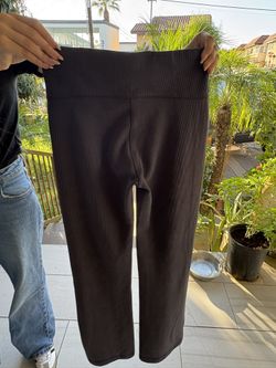 Flared Lululemon Pants Size 4