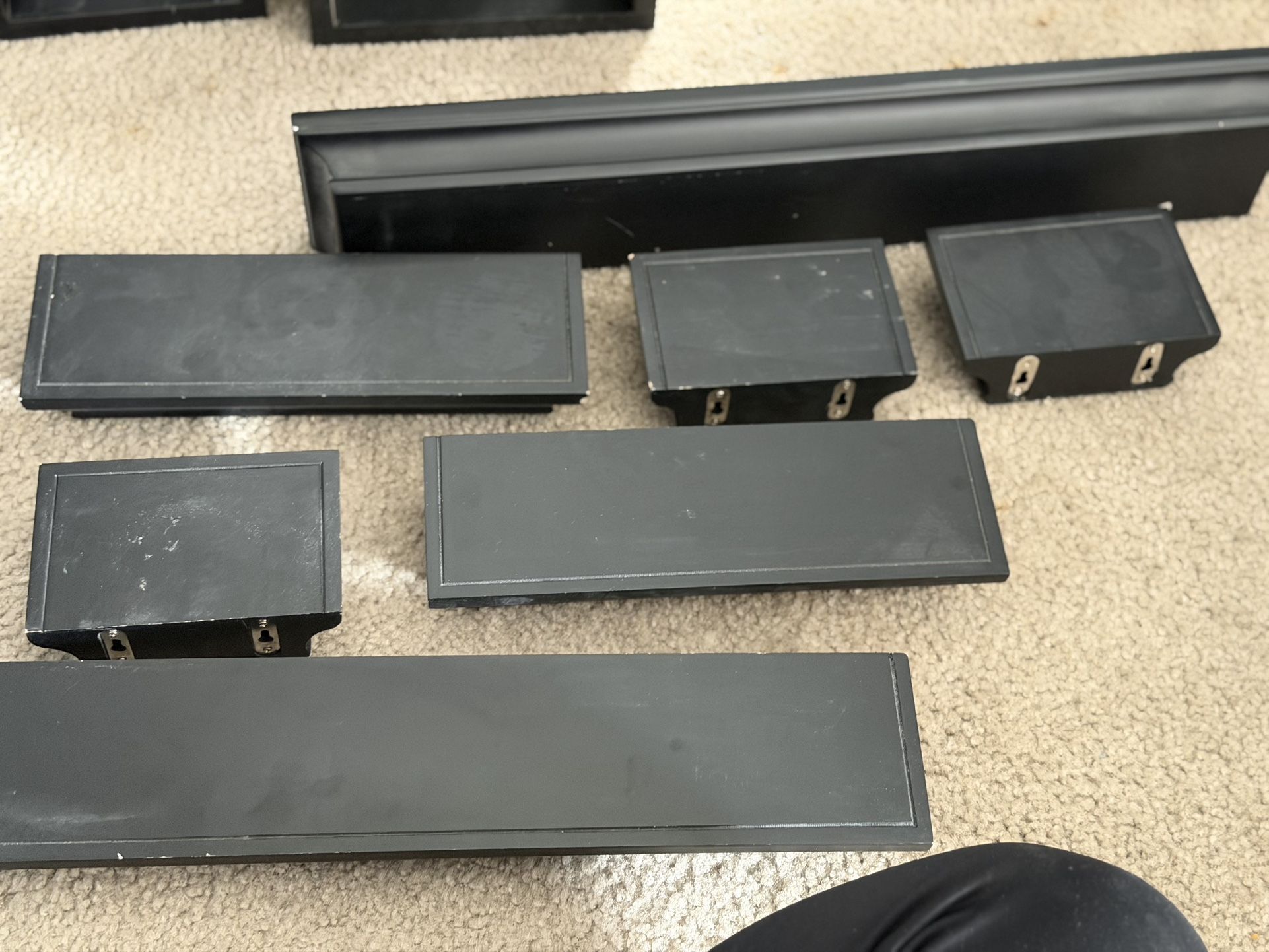 Decorative Modern Design Shelves