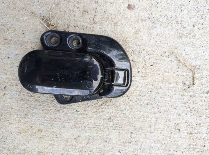 Miata Hardtop Top Passenger Latch (Gloss Black)