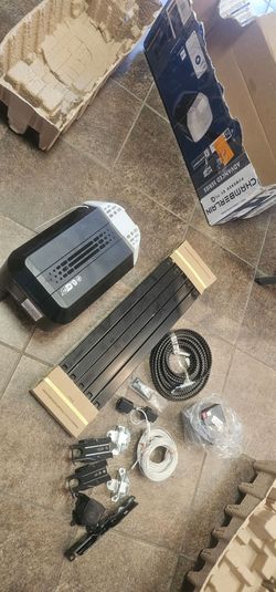 Chamberlain
1/2 HP Smart Belt Drive Garage Door Opener with Battery Backup