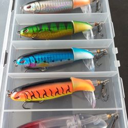 Brand New Top Water Fishing Lures 5pack Lot With Box