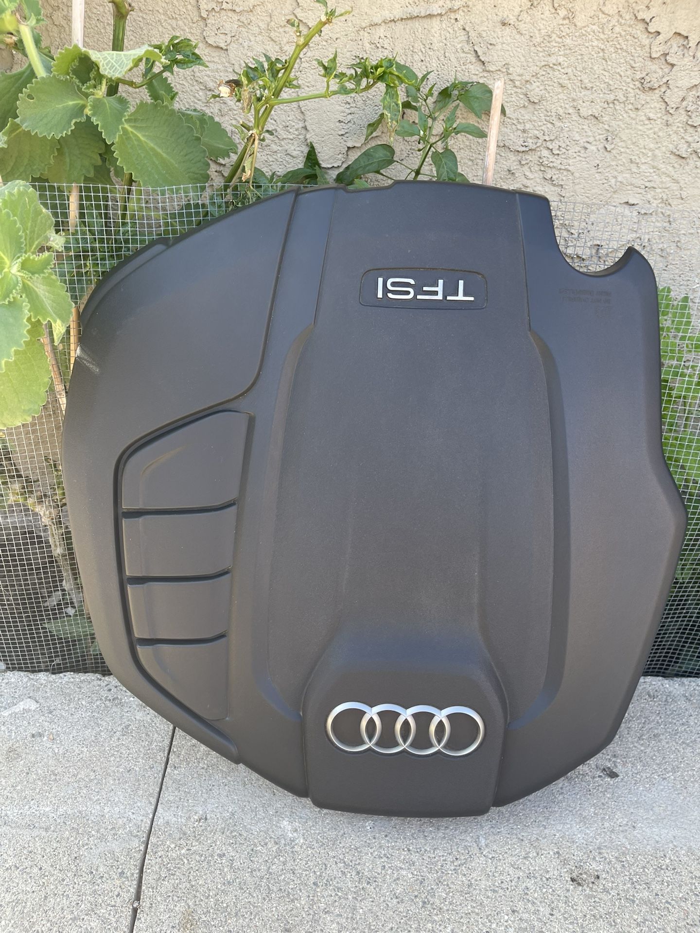 2018 Audi A6 Engine Cover