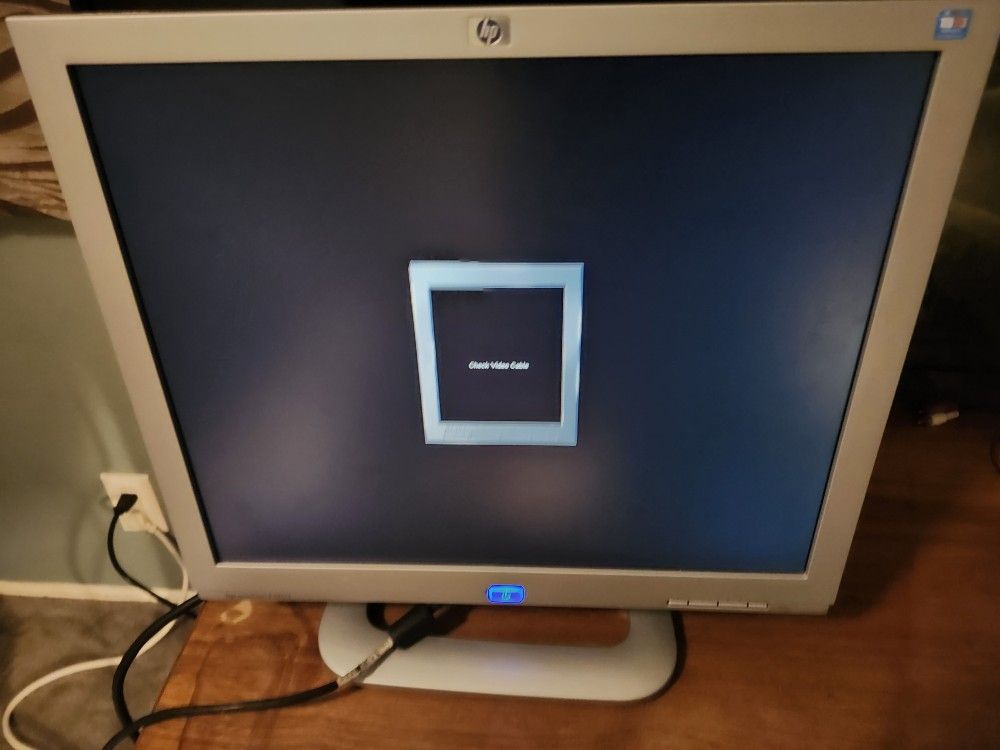 HP Pavillion 19" LCD Monitor Adjustable Tilt