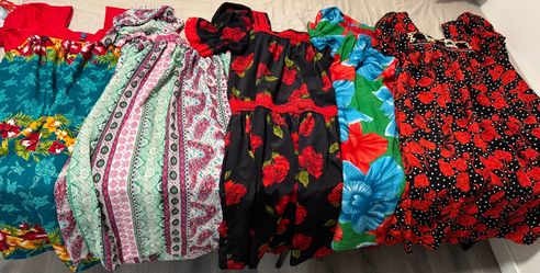 Lot of 5 Women’s Colorful Floral Summer Dresses – Lightweight