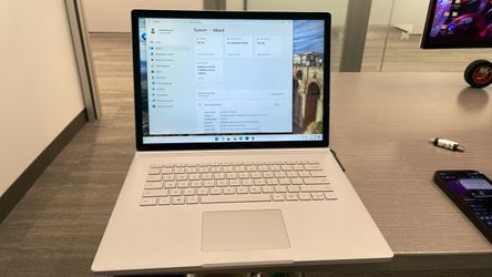 Excellent condition-Surface Pro 2