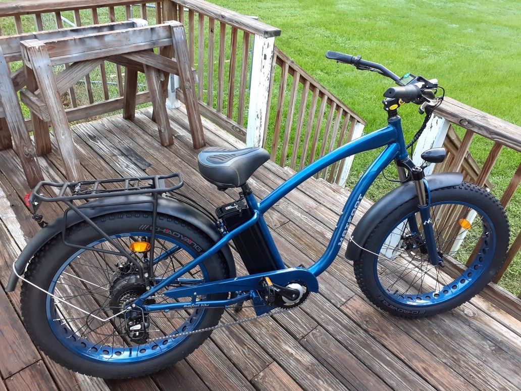Bicycle, Maxfoot MF-18 750-W electric bike