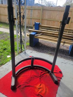 GOLD'S GYM  SQUAT RACK FROM A SET ARC FORM. LOWEST H- 5 3/4 
11525 S HALSTED DUNKIN DONUTS/7111.S WESTERN WALGREENS 
50$  CASH ONLY AS IS