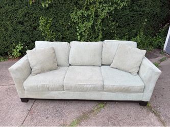 Kenton Sofa – Club Sage | Excellent Condition