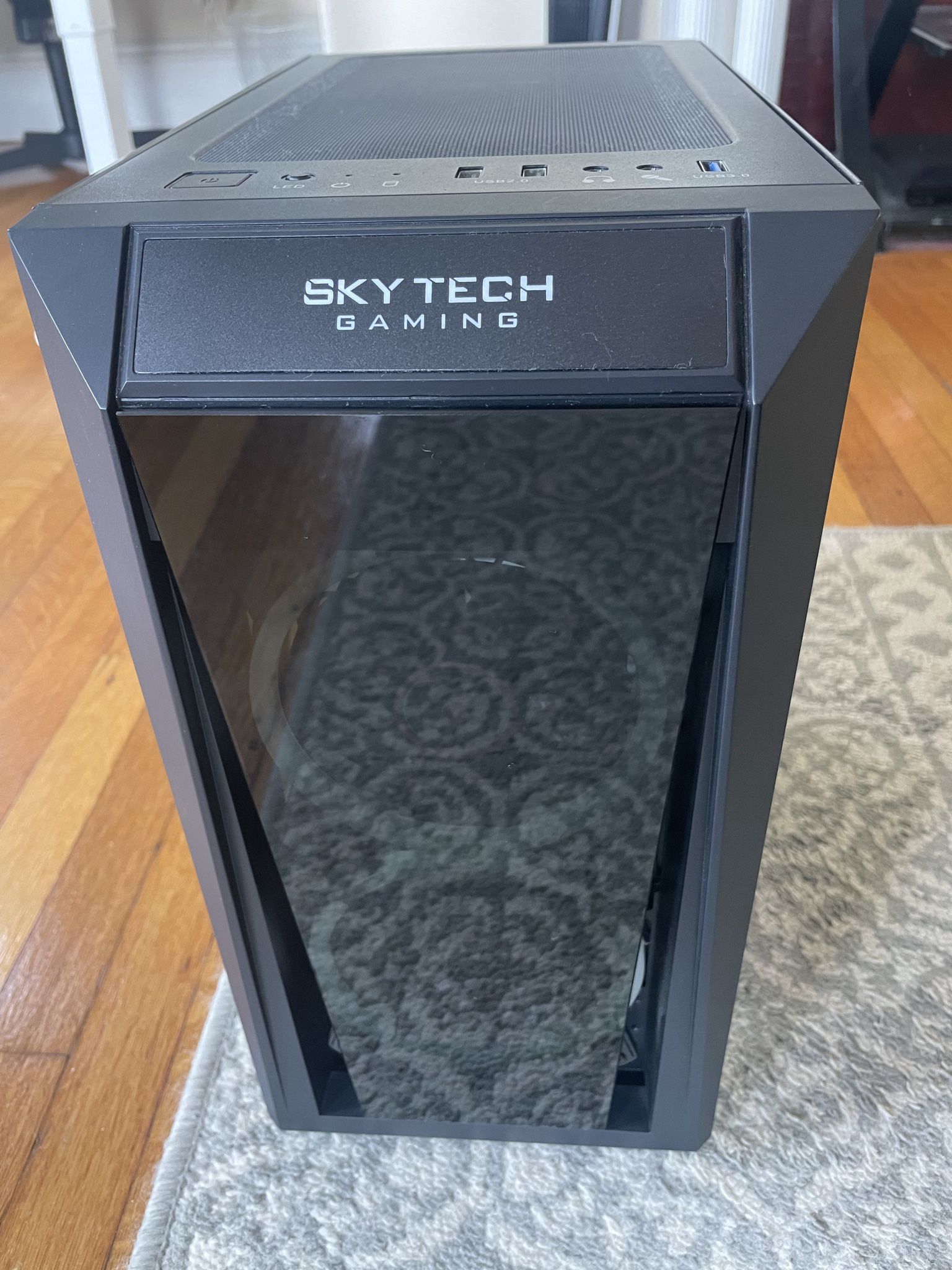 SkyTech Blaze II Gaming Computer PC Desktop 32g ram 1.5 terabytes SSD storage 1660 TI Ryzen 5