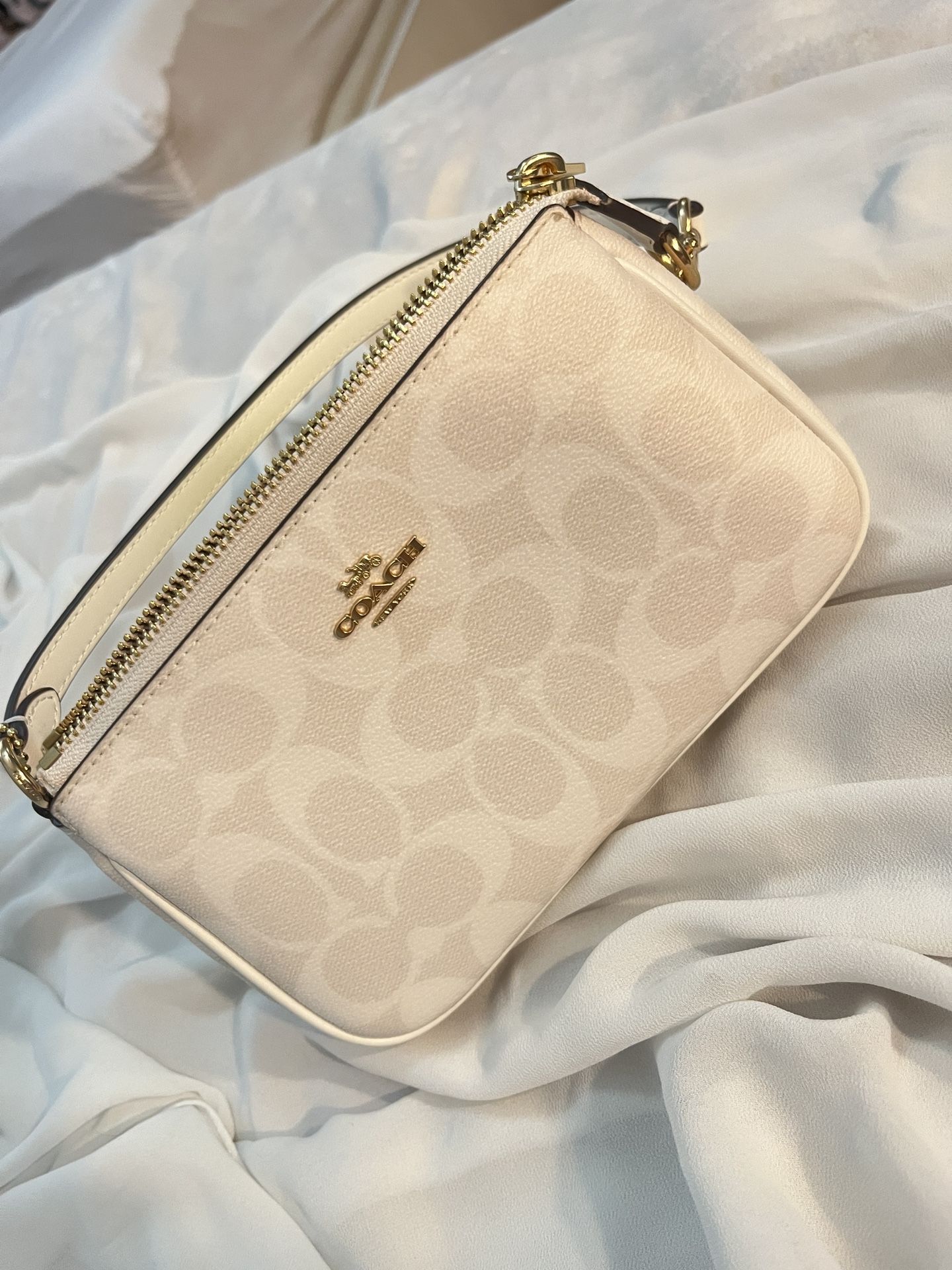 COACH nolita 19 glacier white shoulder bag