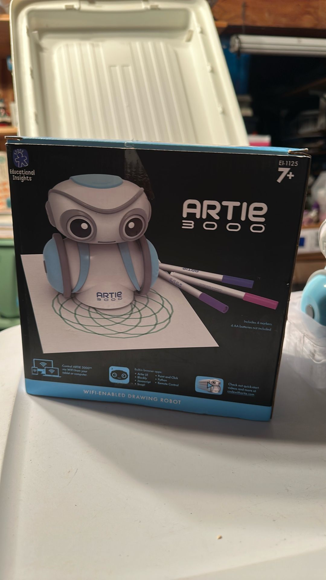 Artie 3000 Drawing Robot