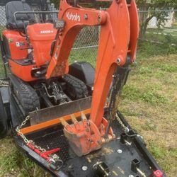 Kubota Koo8 Excavator.
