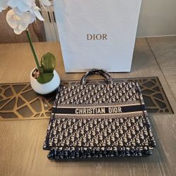 Dior Bag (L)