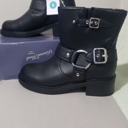 Ankle Boots Size 8w (New)