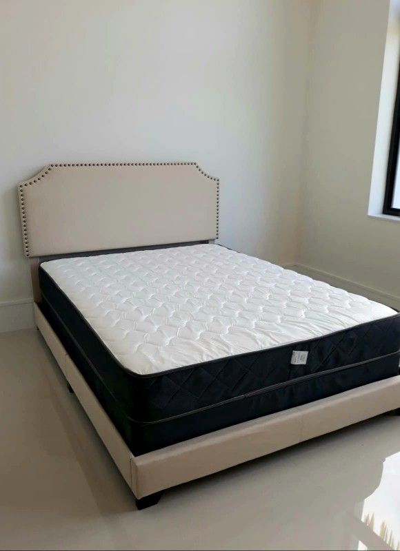 NEW QUEEN MATTRESS 🌟 Check The Description