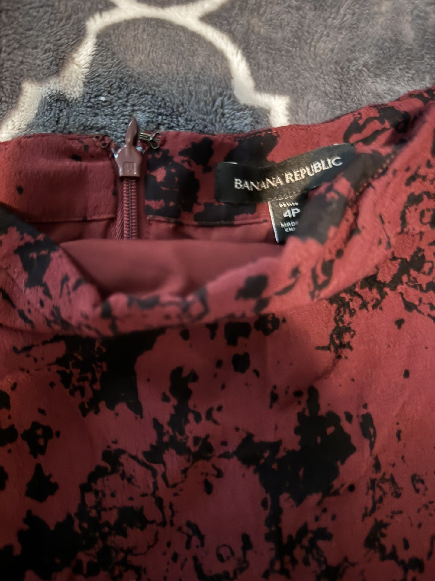 Banana Republic Skirt Size 4