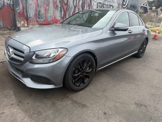 2017 Mercedes-Benz C300