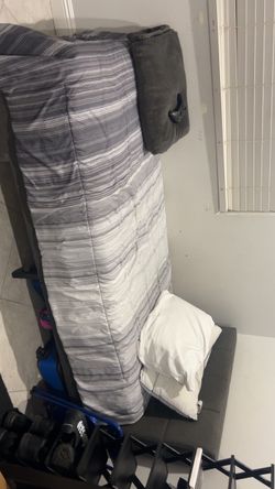 Twin bed