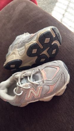Baby shoes