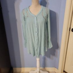 She & Sky Small Womens Blouse 