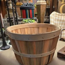 Nice wood Fruit Basket