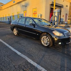 2010 Infiniti M35