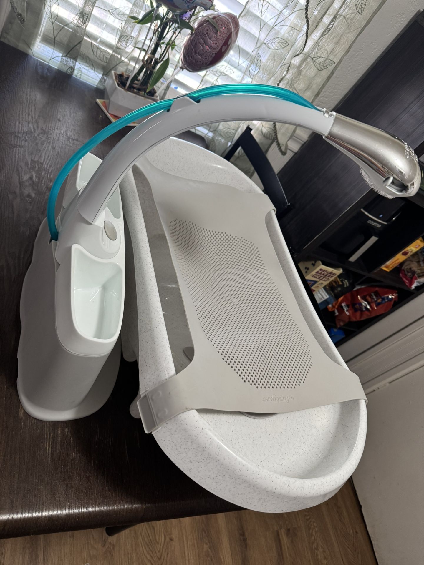 The First Year Rain shower Baby Bathtub Set