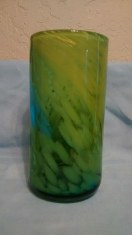 Beautiful mouth blown Italian looking large tumbler/Vase