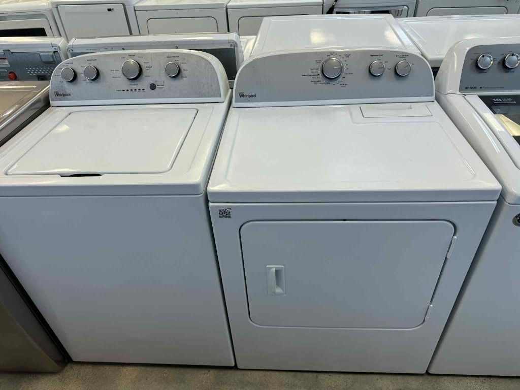 Whirlpool Washer And Dryer Set ($500)