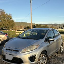 2011 Ford Fiesta
