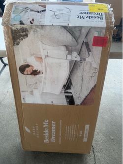 Brand new bassinet