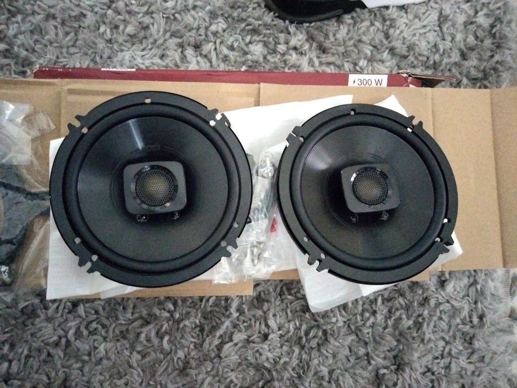 POLK.. LDIB+6.5.. 400 Watts..Speakers.. New.. X