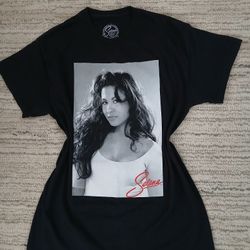 Selena T