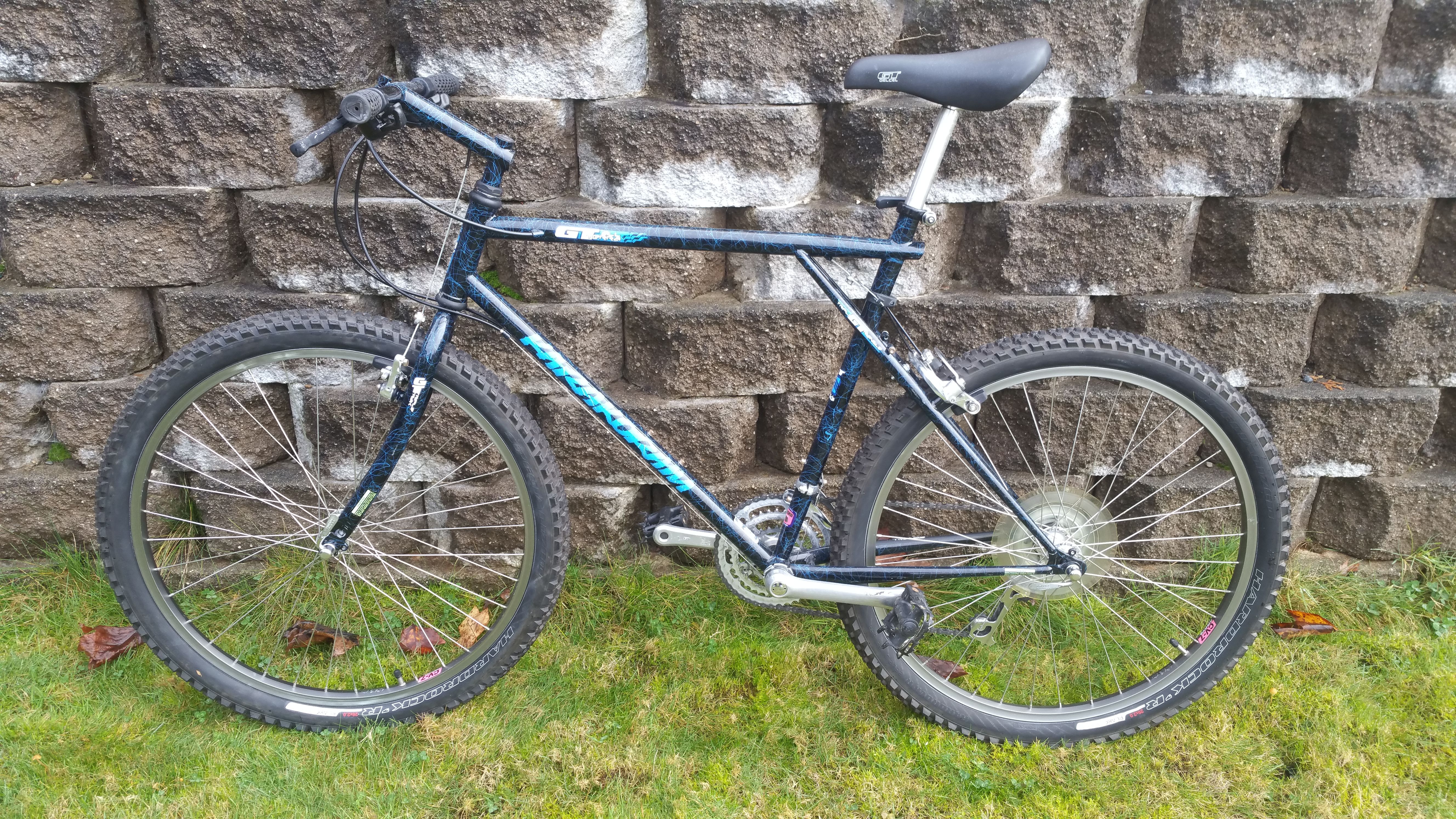 Vintage 1991 GT All Terra Karakoram Blue Widow Mountain Bike 22.5