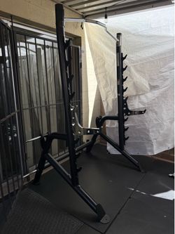 Squat rack