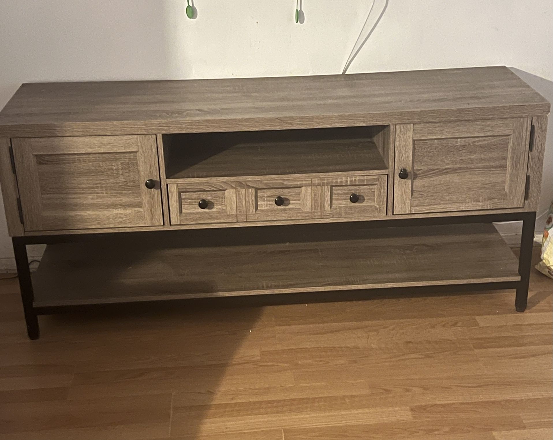 65 in TV Stand