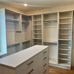 Custom Closets 
