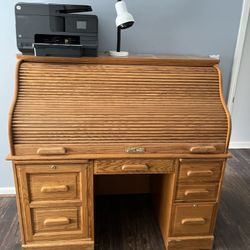 Winner’s Only Roll top Desk