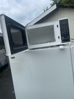 Microwave Works and clean