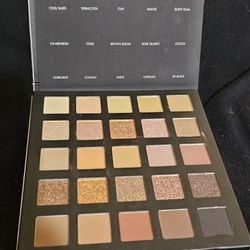 LORAC PRO PALETTE ARTIST EDITION - MERAKI