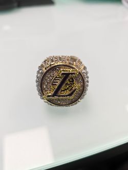 LA Lakers Championship Replica Ring
