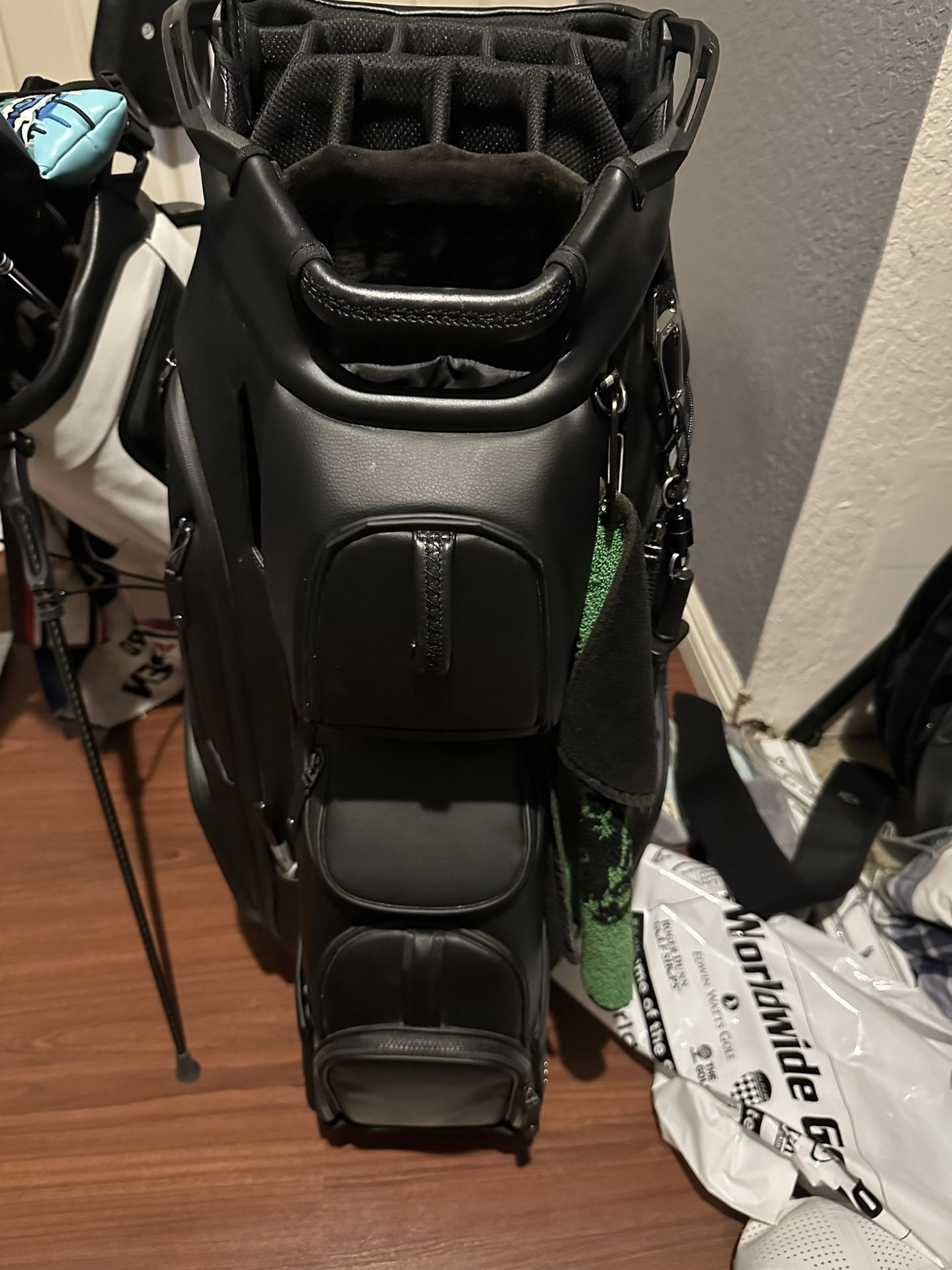vessel Lux XV 2.0 Cart Bag