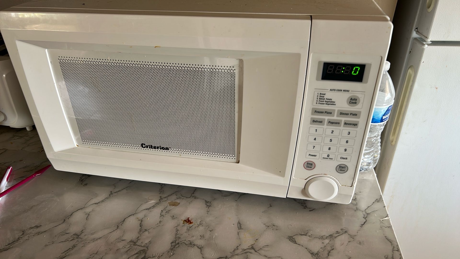 Small Kitchen Microwave $15