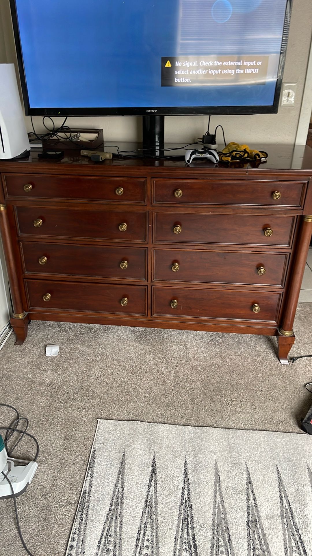 Dresser