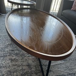 Modani coffee table